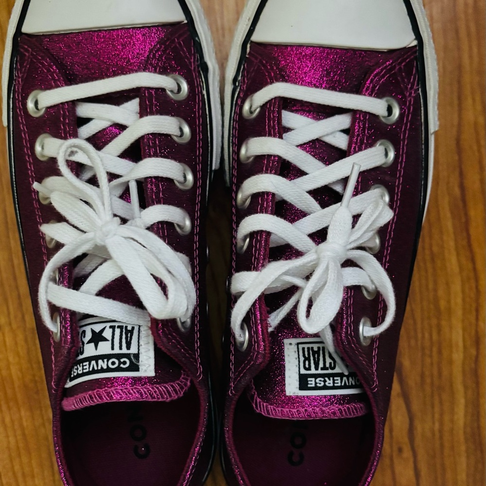 Converse Pink and White Canvas Sneakers Low-Top